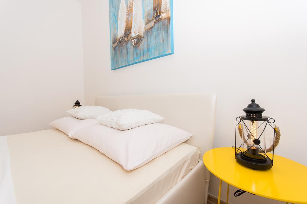 Apartment Mika1 Trogir Eksteriør billede