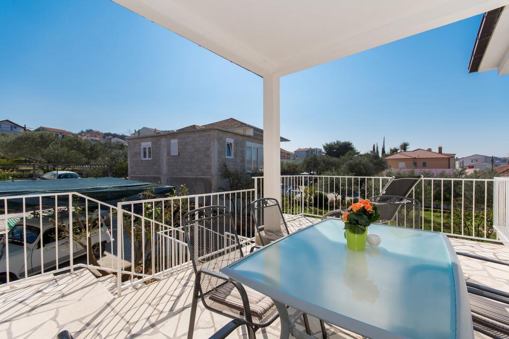 Apartment Mika1 Trogir Eksteriør billede